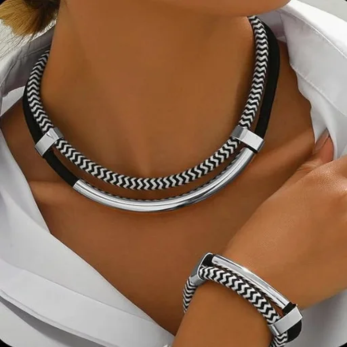 VALENZA JEWELRY SET